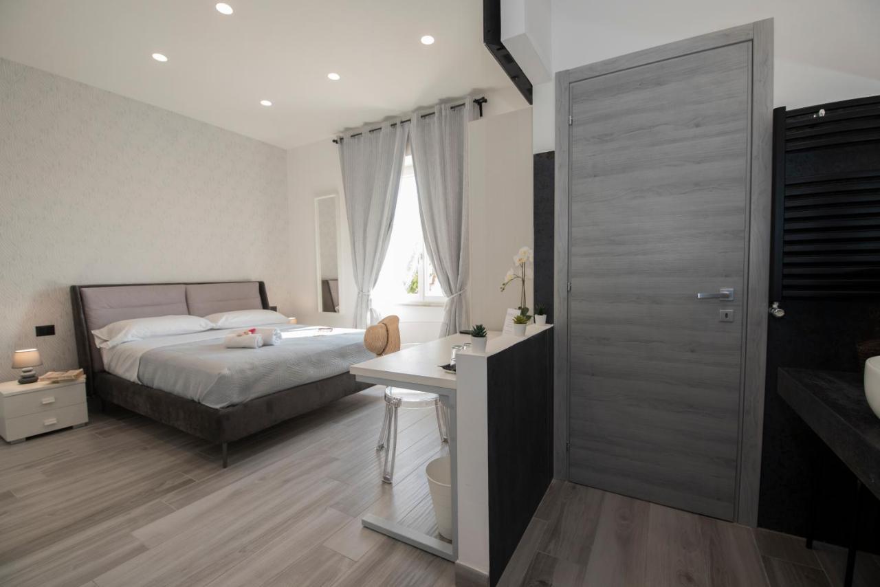 La Dolce Vita Rooms Procida Exterior foto