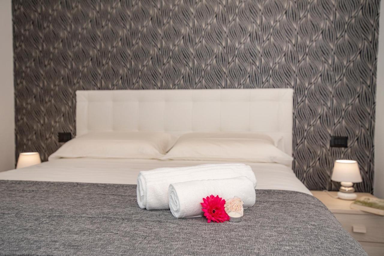 La Dolce Vita Rooms Procida Exterior foto