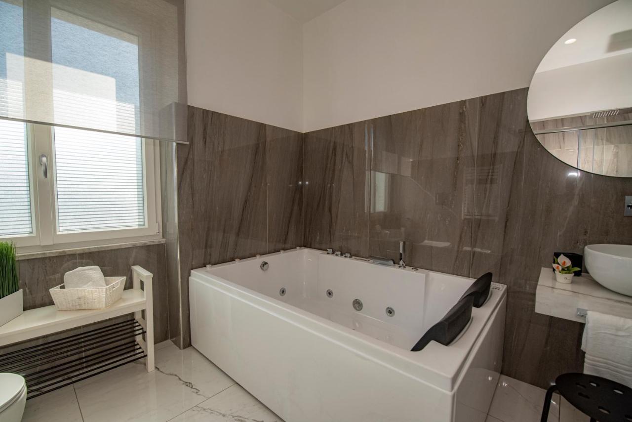La Dolce Vita Rooms Procida Exterior foto